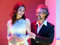 Ivana Monti e Caterina Murino nello spettacolo Doppio Sogno Eyes Wide Shut al Teatro Quirino di Roma dal 7 al 19 aprile 2015